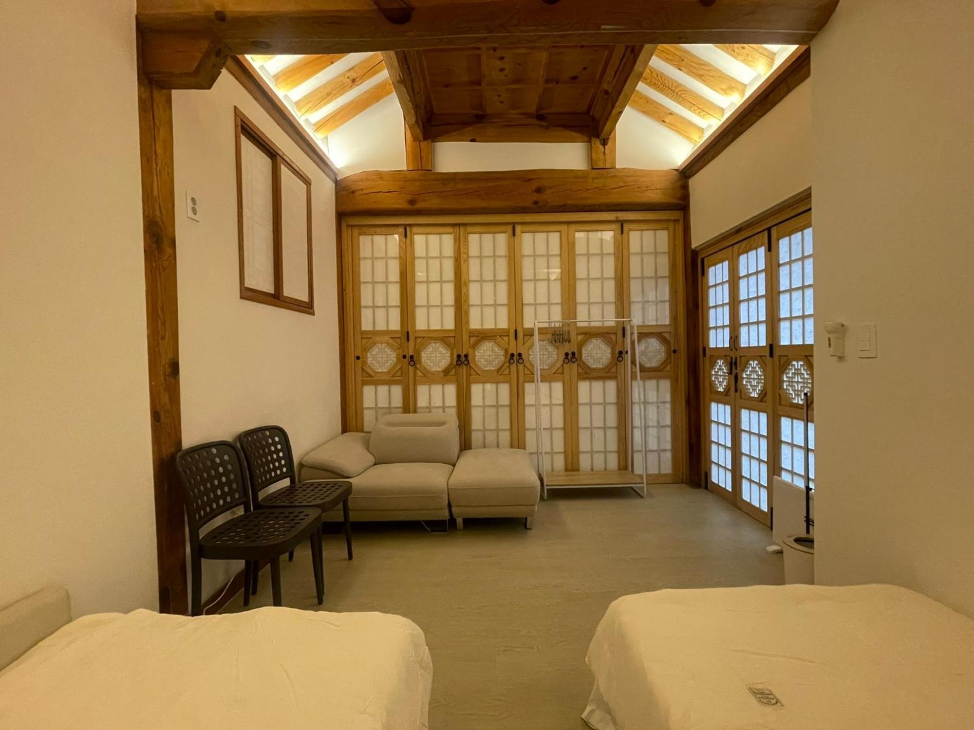 Casa de hóspedes 148 *
